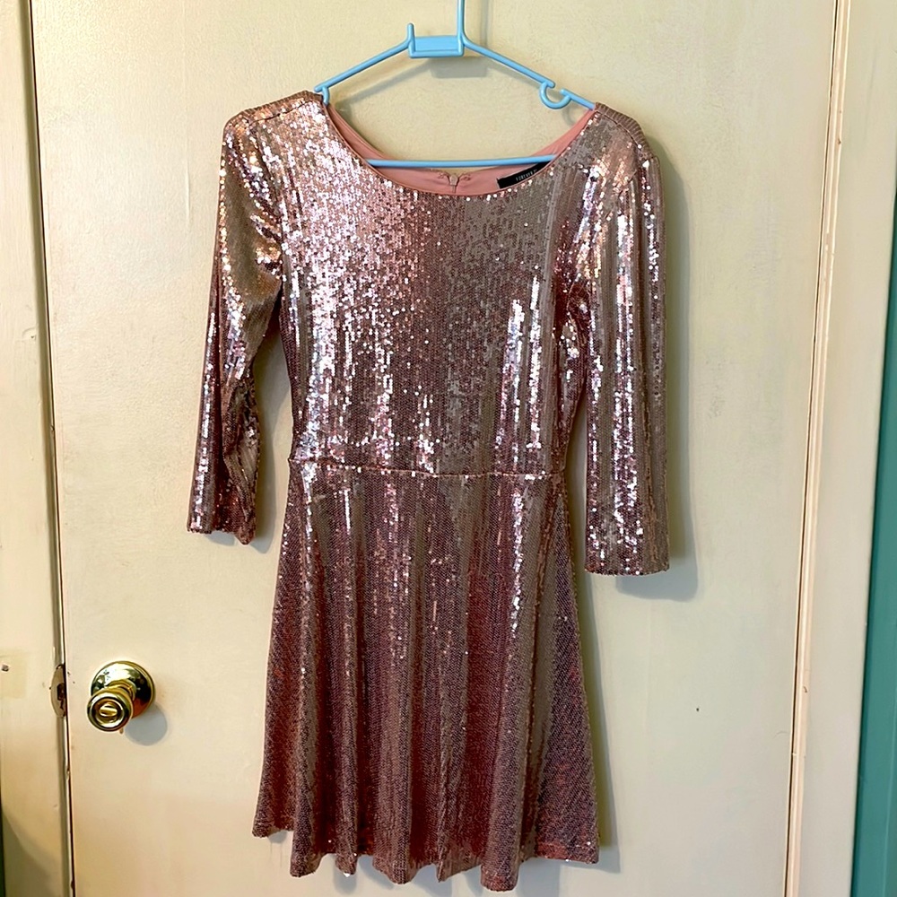 Forever 21 rose gold sequin dress, size small